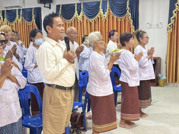วันที่ 25 เมษายน 25658 กิจกรรมโรงเรียนผู้สูงอายุ องค์การบริหารส่วนตำบลโพนงาม รุ่นที่ 5/2568 สัปดาห์ที่ 5 เล่นเกม ออกกำลังกายเสริมทักษะและการเคลื่อนไหวทางด้านร่างกาย